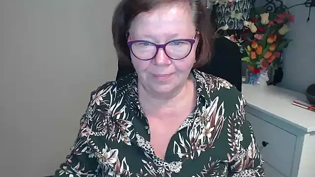 Adelewildx online show from 05.12.26