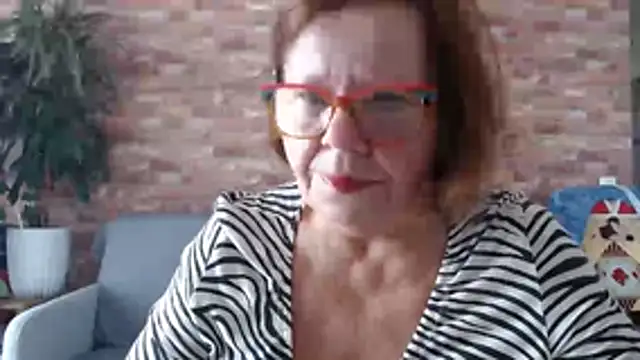 Adelewildx online show from 06.13.26