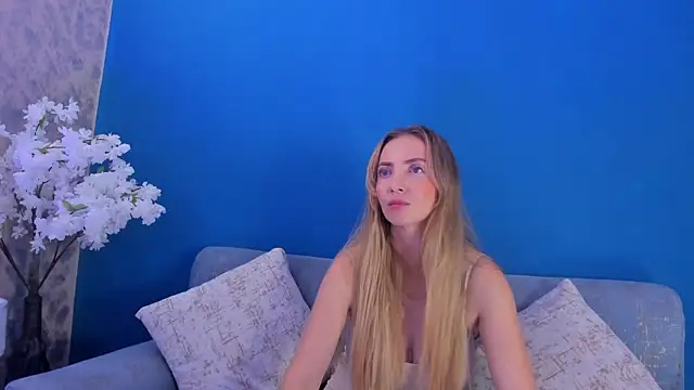 BellaMarieX online show from 11.13.25