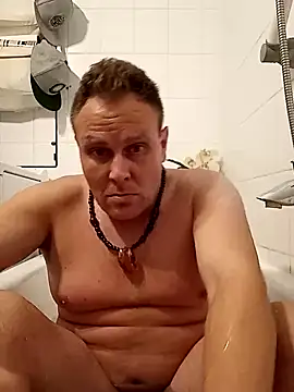 OliverBerlinSucht online show from 10.04.25