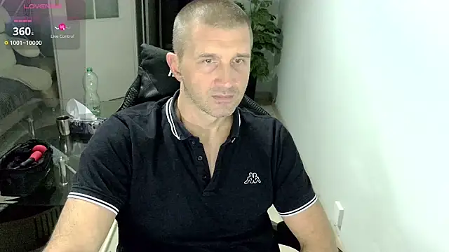 Snapshot of Maribor chatting on 09.18.25 Maribor online show from 09.18.25