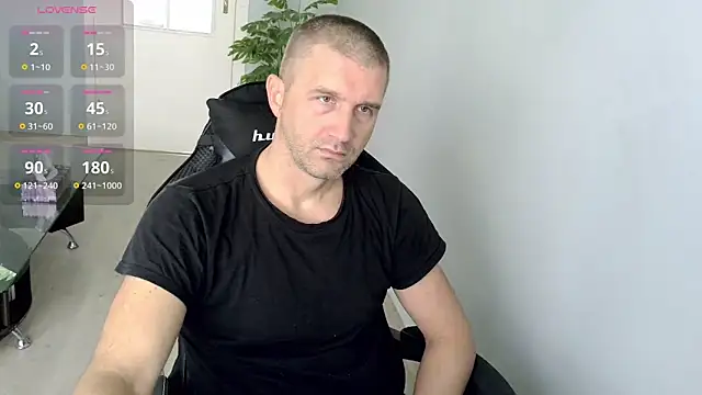 Snapshot of Maribor chatting on 10.08.25 Maribor online show from 10.08.25