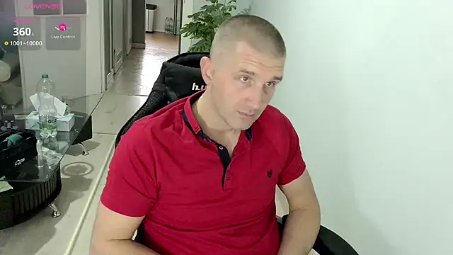 Snapshot of Maribor chatting on 10.14.25 Maribor online show from 10.14.25