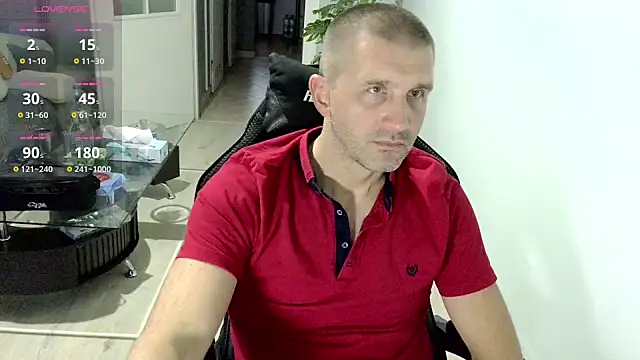 Snapshot of Maribor chatting on 10.22.25 Maribor online show from 10.22.25