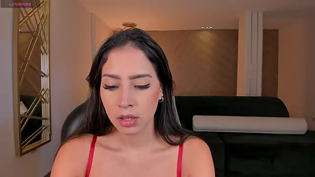 Snapshot of BrennaWalker chatting on 02.14.25 BrennaWalker online show from 02.14.25