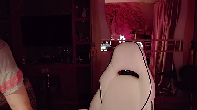 Snapshot of AnnieGOld_ chatting on 03.08.26 AnnieGOld online show from 03.08.26