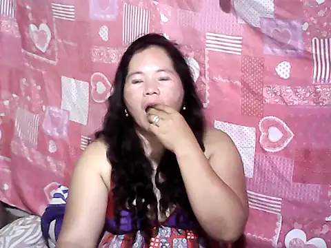 hotpusie 4u online show from 05.11.26