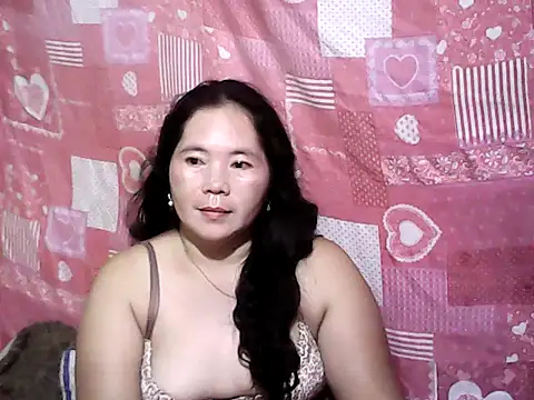 hotpusie 4u online show from 05.27.26