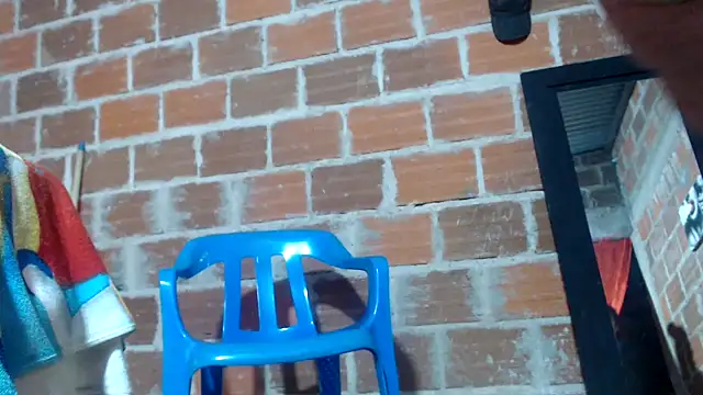 Snapshot of juanys_asshot chatting on 03.12.25 juanys asshot online show from 03.12.25