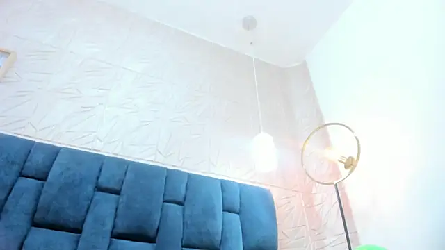 Snapshot of Rebecca_Mitchell chatting on 03.17.25 Rebecca Mitchell online show from 03.17.25