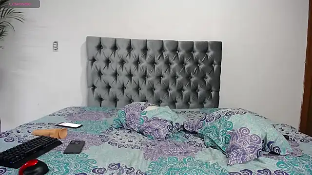 ashley morgan 18 online show from 02.14.25