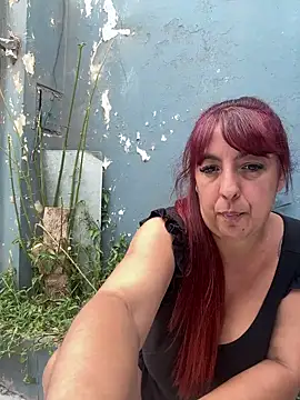 Snapshot of sofy_alone chatting on 12.24.24 sofy alone online show from 12.24.24