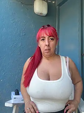 Snapshot of sofy_alone chatting on 09.24.25 sofy alone online show from 09.24.25