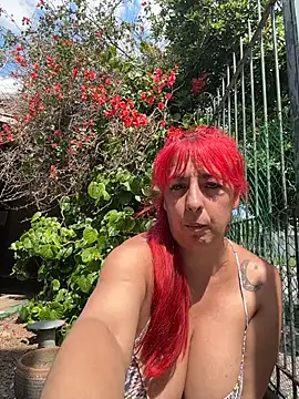 Snapshot of sofy_alone chatting on 11.01.25 sofy alone online show from 11.01.25