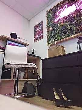 Nathotsexy1 online show from 02.18.25