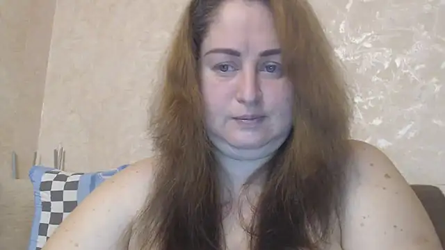 Snapshot of Amy_August chatting on 02.01.25 Amy August online show from 02.01.25