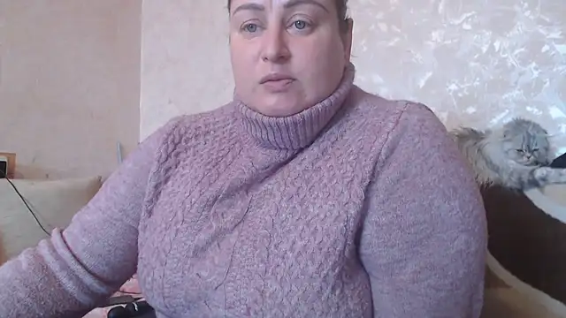 Snapshot of Amy_August chatting on 02.18.25 Amy August online show from 02.18.25