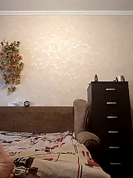 Snapshot of Amy_August chatting on 03.18.25 Amy August online show from 03.18.25