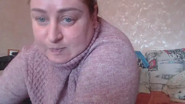 Snapshot of Amy_August chatting on 03.20.25 Amy August online show from 03.20.25