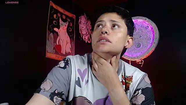 girl intense444 online show from 04.28.26
