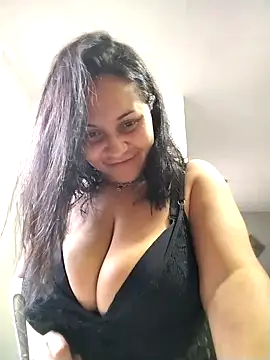 Snapshot of sharon_1 chatting on 10.19.25 sharon 1 online show from 10.19.25