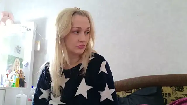 ModelEva online show from 10.18.25