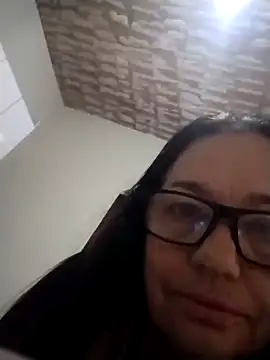 Snapshot of catdool chatting on 01.30.25 catdool online show from 01.30.25