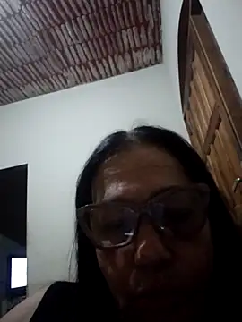 Snapshot of catdool chatting on 09.19.25 catdool online show from 09.19.25