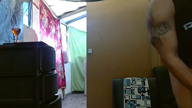 Snapshot of hardrock982 chatting on 01.31.25 hardrock982 online show from 01.31.25