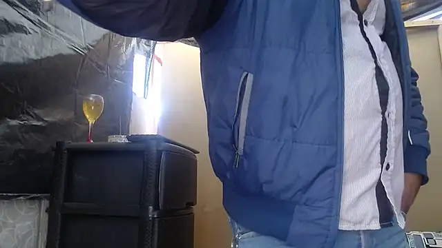 Snapshot of hardrock982 chatting on 02.03.25 hardrock982 online show from 02.03.25