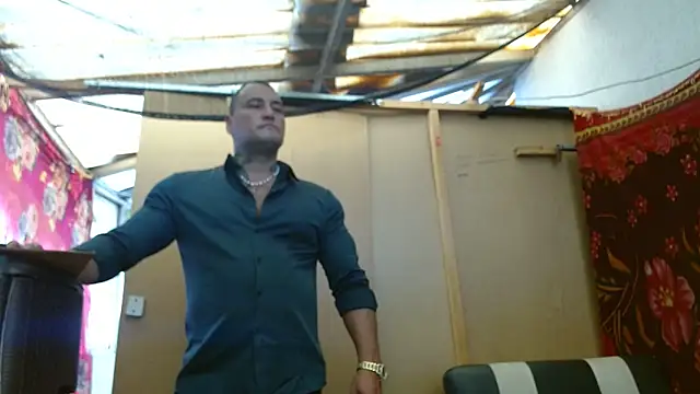 Snapshot of hardrock982 chatting on 02.08.25 hardrock982 online show from 02.08.25