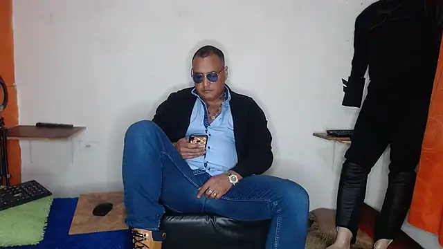 Snapshot of hardrock982 chatting on 03.04.25 hardrock982 online show from 03.04.25