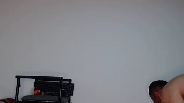 Snapshot of hardrock982 chatting on 09.10.25 hardrock982 online show from 09.10.25