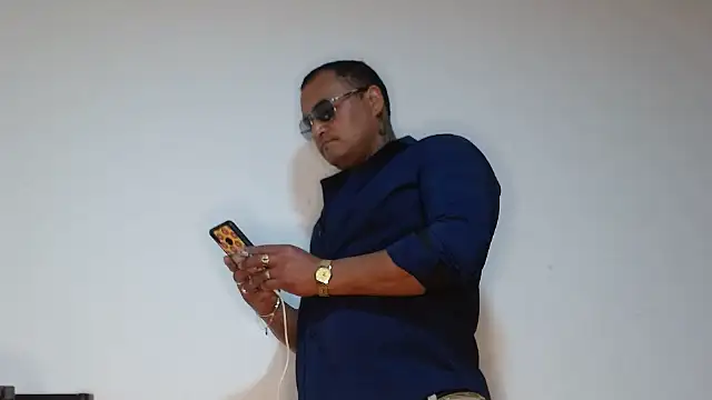 Snapshot of hardrock982 chatting on 09.30.25 hardrock982 online show from 09.30.25