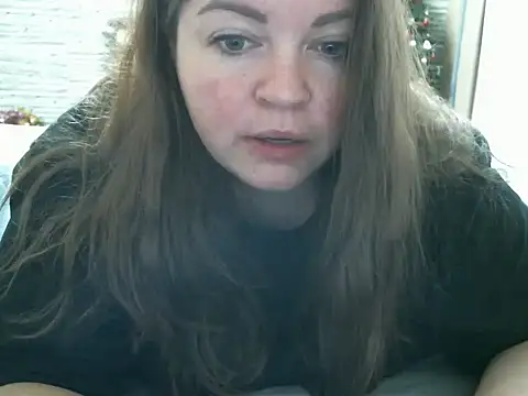 Snapshot of cute__cherry chatting on 12.18.24 cute  cherry online show from 12.18.24