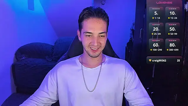 Snapshot of Alex_smith00 chatting on 01.07.25 Alex smith00 online show from 01.07.25