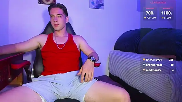 Snapshot of Alex_smith00 chatting on 03.05.25 Alex smith00 online show from 03.05.25