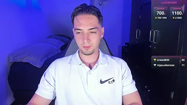 Snapshot of Alex_smith00 chatting on 10.02.25 Alex smith00 online show from 10.02.25