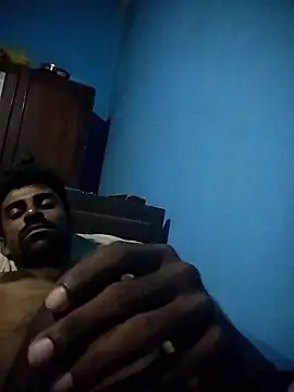 Snapshot of Erangajayawardana chatting on 12.16.25 Erangajayawardana online show from 12.16.25