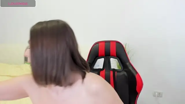 Snapshot of itsmekarina chatting on 03.12.26 itsmekarina online show from 03.12.26