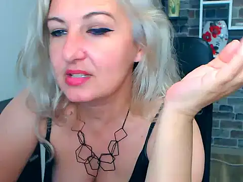 angel devil milf online show from 01.29.25