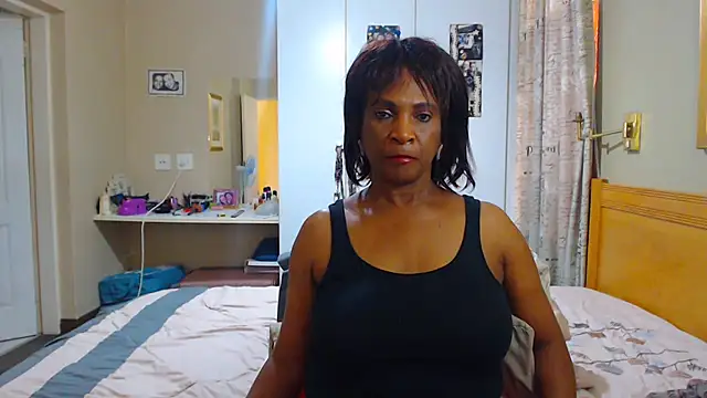 Snapshot of Hotgrannyx chatting on 01.23.25 Hotgrannyx online show from 01.23.25