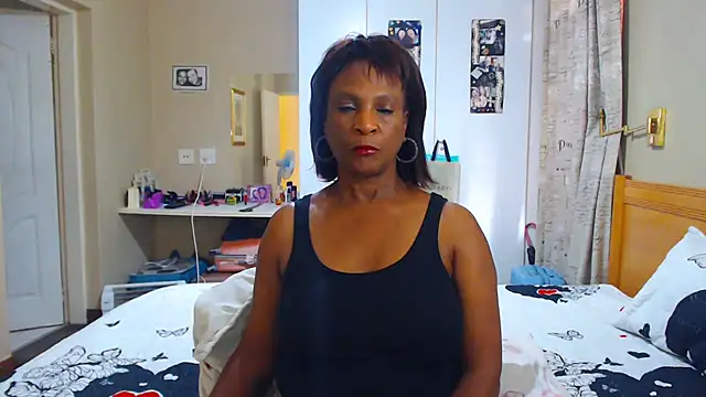 Snapshot of Hotgrannyx chatting on 03.09.25 Hotgrannyx online show from 03.09.25