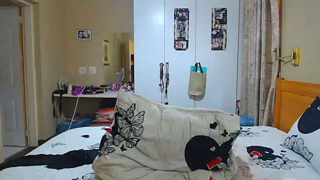 Snapshot of Hotgrannyx chatting on 03.13.25 Hotgrannyx online show from 03.13.25