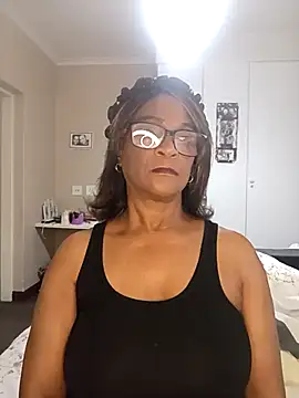 Snapshot of Hotgrannyx chatting on 09.19.25 Hotgrannyx online show from 09.19.25