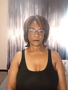 Snapshot of Hotgrannyx chatting on 11.12.25 Hotgrannyx online show from 11.12.25