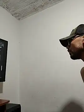 SebasOrte94 online show from 11.24.25