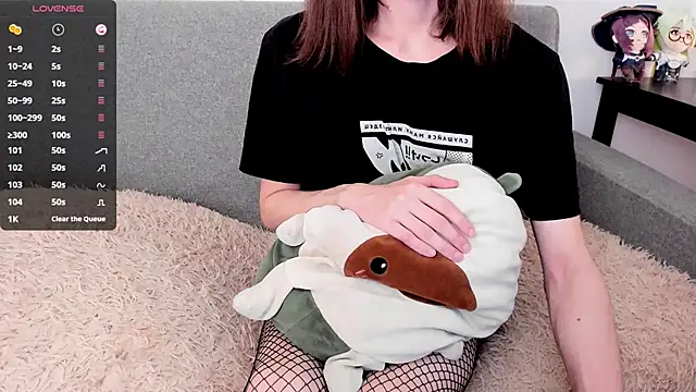 Snapshot of loliwoods chatting on 01.26.25 loliwoods online show from 01.26.25