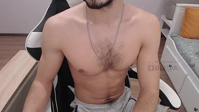 Snapshot of Mandarin4ks chatting on 03.07.25 Mandarin4ks online show from 03.07.25