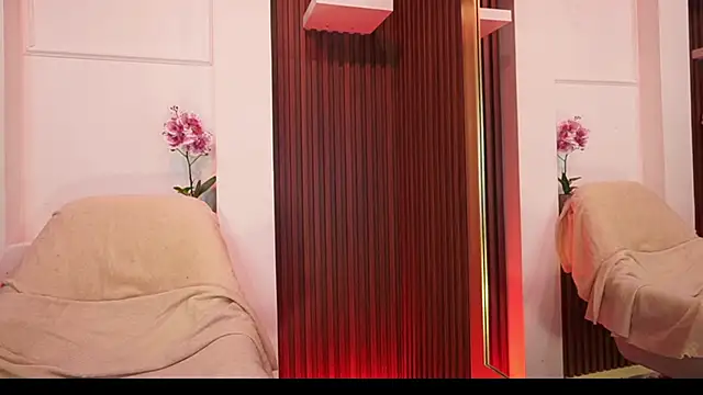 MaddyWattson online show from 10.20.25